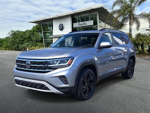 2022 Volkswagen Atlas 3.6L SE w/Technology