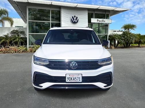 2022 Volkswagen Tiguan 2.0T SE R-Line Black