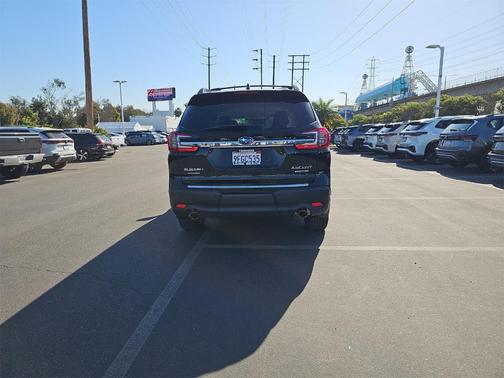 2023 Subaru Ascent Limited 8-Passenger