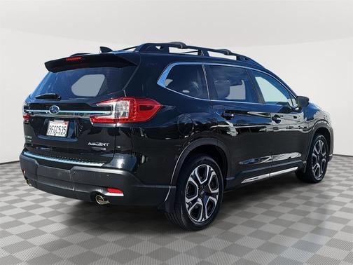 2023 Subaru Ascent Limited 8-Passenger
