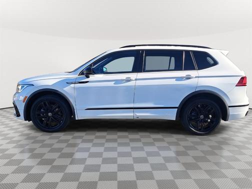 2022 Volkswagen Tiguan 2.0T SE R-Line Black