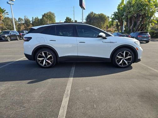 Opal White Pearl Effect 2023 Volkswagen ID.4 Pro S