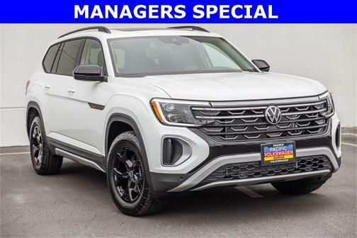 2025 Volkswagen Atlas 2.0T Peak Edition