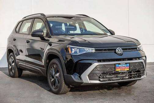 Deep Black Pearl Effect 2026 Volkswagen Taos 1.5T S