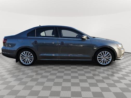 2016 Volkswagen Jetta 1.8T SEL