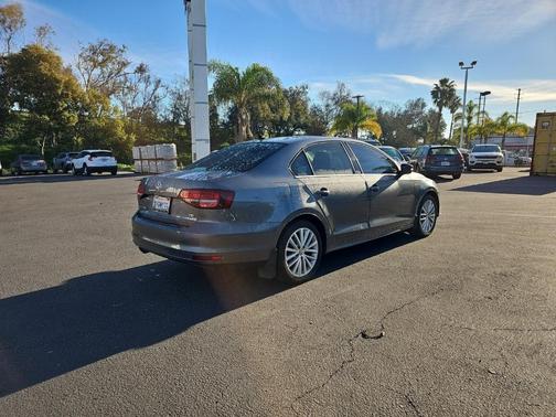 2016 Volkswagen Jetta 1.8T SEL