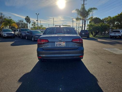 2016 Volkswagen Jetta 1.8T SEL