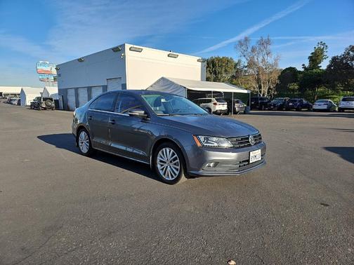 2016 Volkswagen Jetta 1.8T SEL