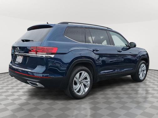 Tourmaline Blue Metallic 2023 Volkswagen Atlas 2.0T SE w/Technology