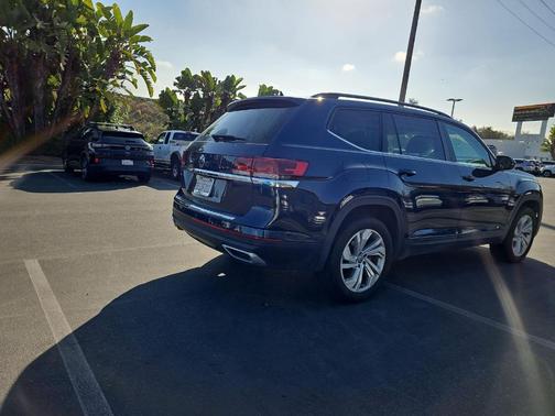 Tourmaline Blue Metallic 2023 Volkswagen Atlas 2.0T SE w/Technology