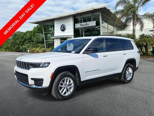 Bright White Clearcoat 2025 Jeep Grand Cherokee L Laredo