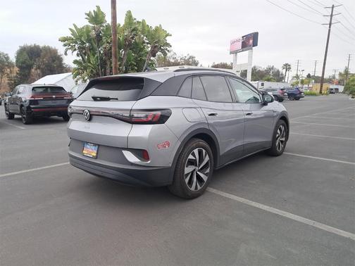 2023 Volkswagen ID.4 Pro