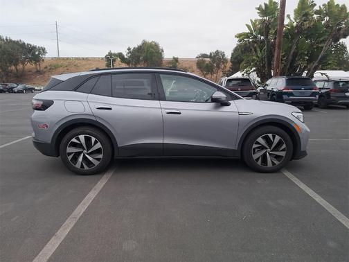 2023 Volkswagen ID.4 Pro