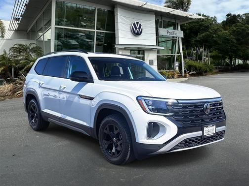 2025 Volkswagen Atlas 2.0T Peak Edition