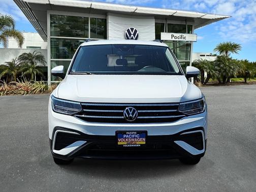 Pure White 2024 Volkswagen Tiguan 2.0T S