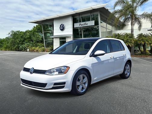 2017 Volkswagen Golf TSI Wolfsburg Edition 4-Door