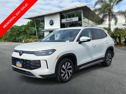 Pure White 2025 Volkswagen Tiguan 2.0T S
