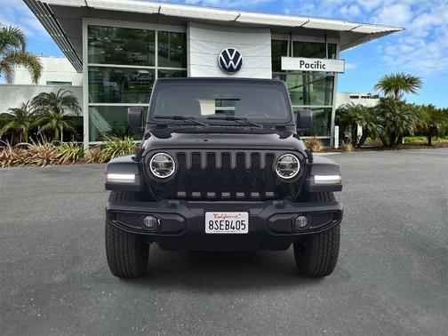 2020 Jeep Wrangler Unlimited Sahara Altitude