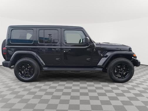 2020 Jeep Wrangler Unlimited Sahara Altitude