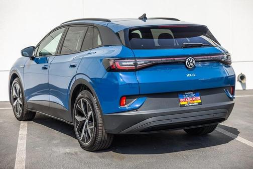 2025 Volkswagen ID.4 Pro