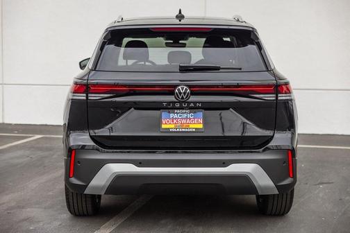 2025 Volkswagen Tiguan 2.0T S