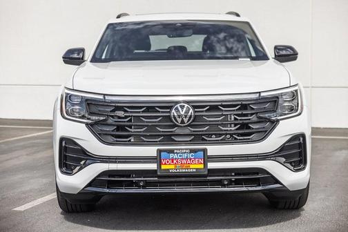 2026 Volkswagen Atlas Cross Sport 2.0T SEL R-Line Black