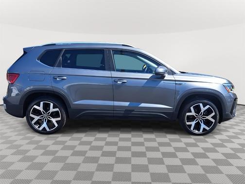 2022 Volkswagen Taos 1.5T SEL