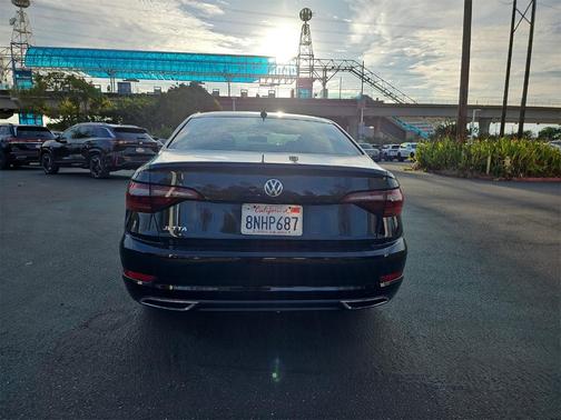 2019 Volkswagen Jetta 1.4T R-Line