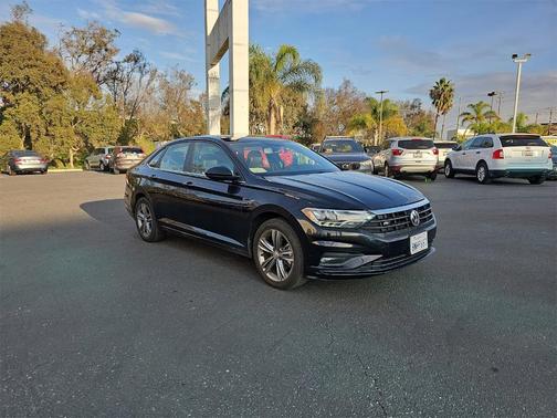 2019 Volkswagen Jetta 1.4T R-Line