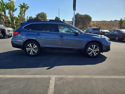 Twilight Blue Metallic 2018 Subaru Outback 2.5i Limited