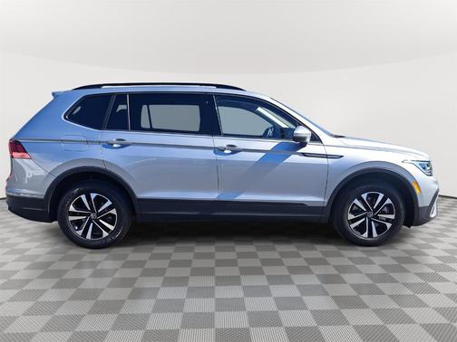 2024 Volkswagen Tiguan 2.0T S