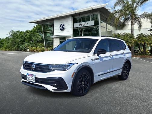 2022 Volkswagen Tiguan 2.0T SE R-Line Black