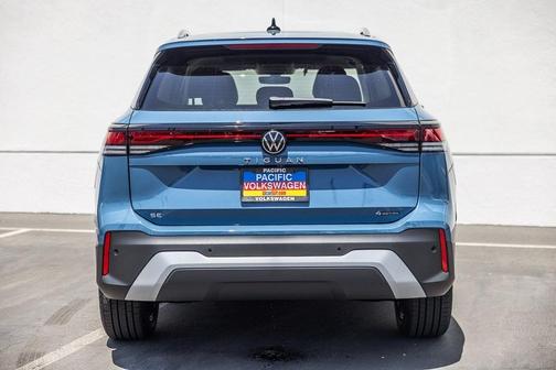 2025 Volkswagen Tiguan 2.0T SE