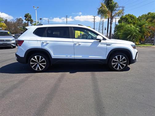 2022 Volkswagen Taos 1.5T SE
