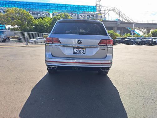 2022 Volkswagen Atlas 3.6 V6 SEL R-Line