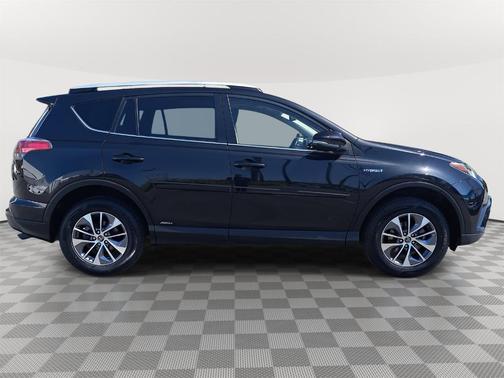 2016 Toyota RAV4 Hybrid XLE