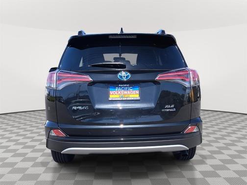 2016 Toyota RAV4 Hybrid XLE