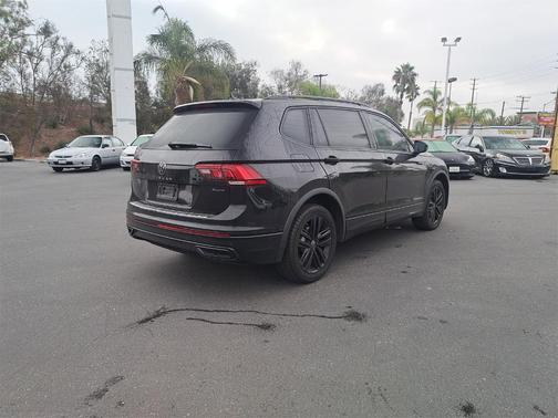 2022 Volkswagen Tiguan 2.0T SE R-Line Black