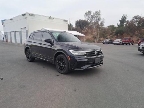 2022 Volkswagen Tiguan 2.0T SE R-Line Black