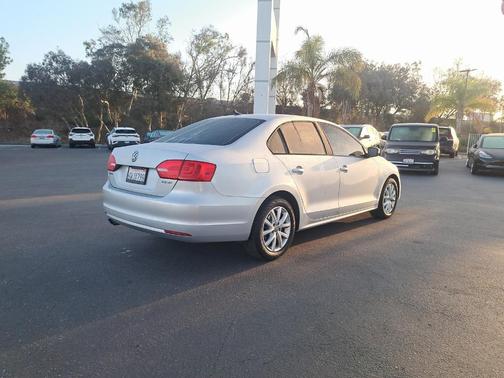 2012 Volkswagen Jetta SE