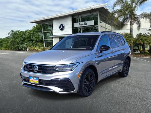 2022 Volkswagen Tiguan 2.0T SE R-Line Black