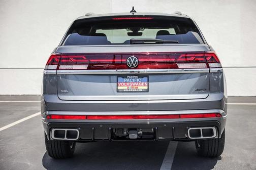 2025 Volkswagen Atlas Cross Sport 2.0T SEL Premium R-Line
