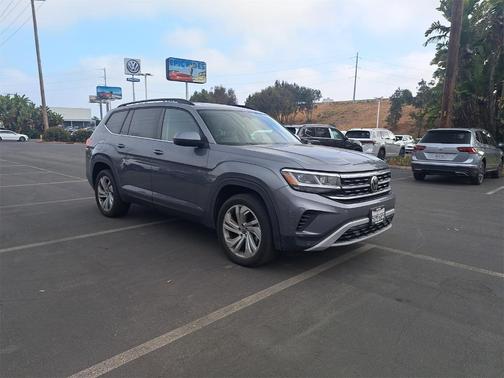2022 Volkswagen Atlas 3.6L SE w/Technology