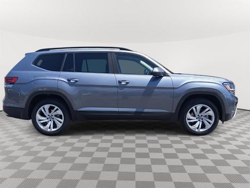 2022 Volkswagen Atlas 3.6L SE w/Technology
