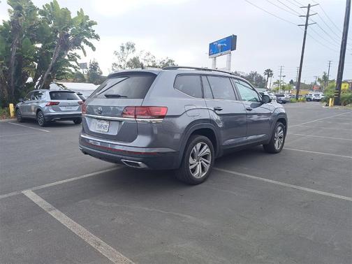 2022 Volkswagen Atlas 3.6L SE w/Technology