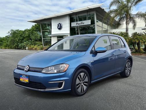 2016 Volkswagen e-Golf SE