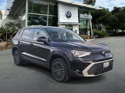 2025 Volkswagen Taos 1.5T SE