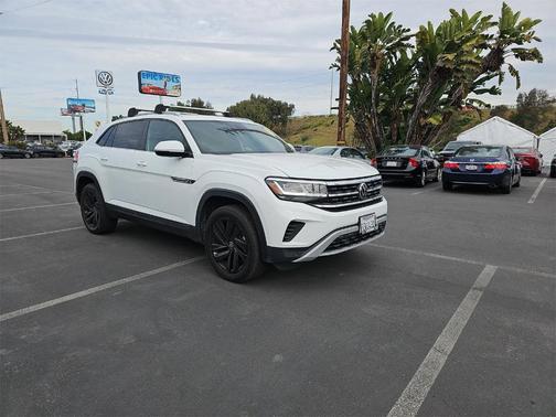 2022 Volkswagen Atlas Cross Sport 3.6L V6 SE w/Technology