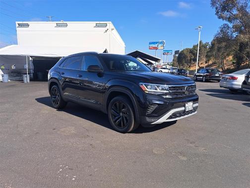 2021 Volkswagen Atlas Cross Sport 2.0T SE w/Technology