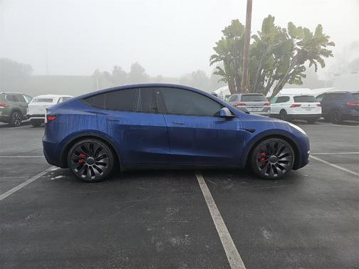 2023 Tesla Model Y Performance